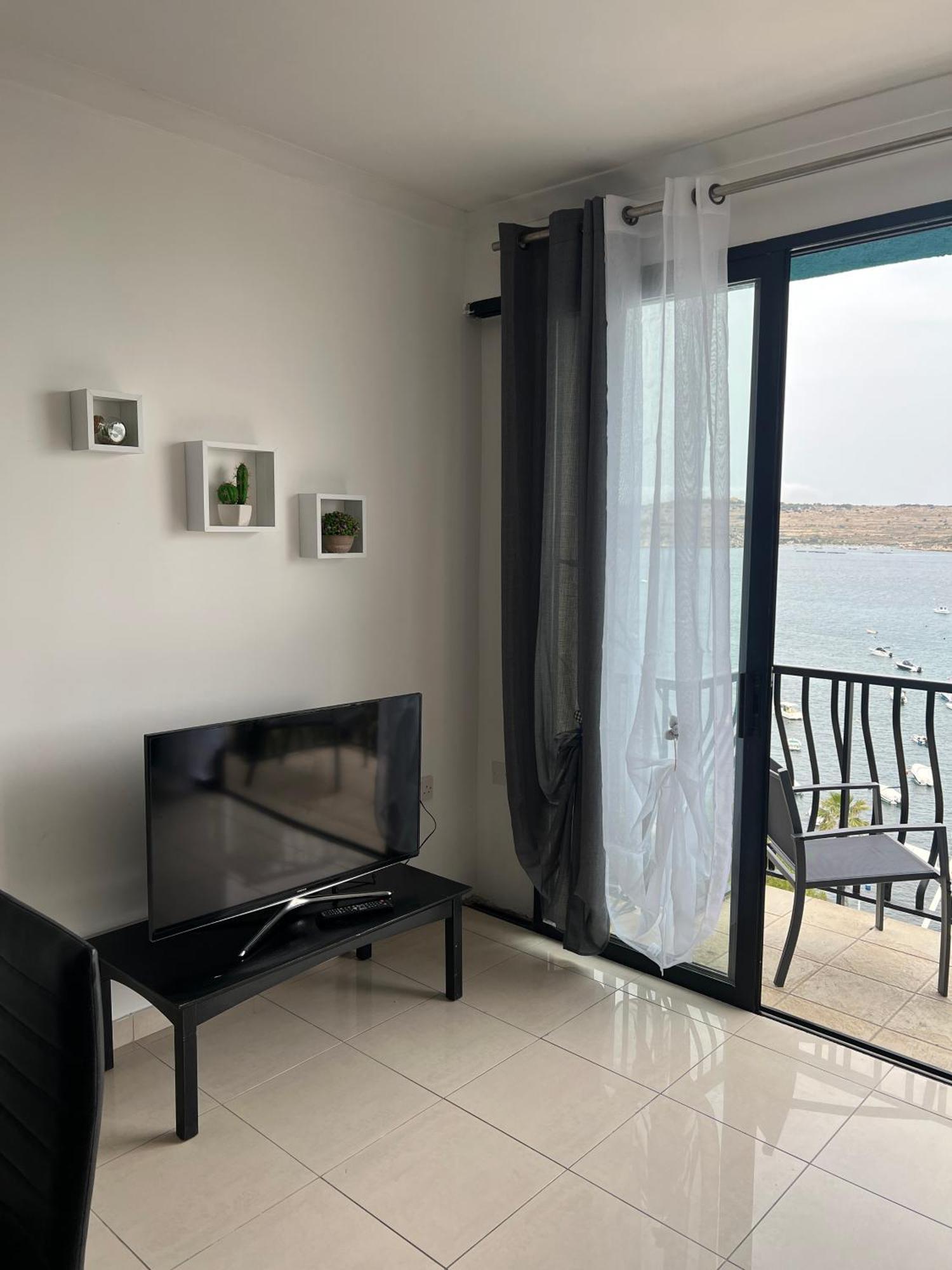 Sea View Penthouse Apartman San Pawl il-Baħar Kültér fotó